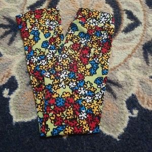 Girls Lularoe leggings